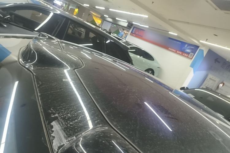 Used Nio ET5 2022 75 kWh Roof