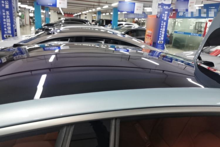 Used Nio ET5 2022 75 kWh Roof