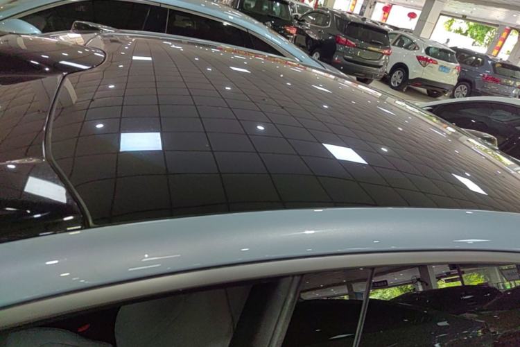 Used Nio ET5 2022 75 kWh Roof