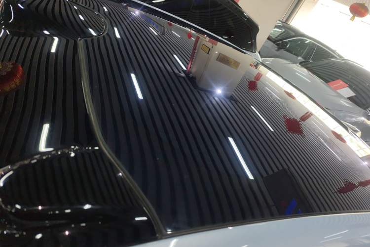 Used Nio ET5 2022 75 kWh Roof