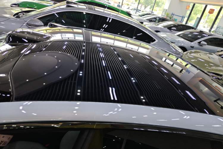 Used Nio ET5 2022 75 kWh Roof