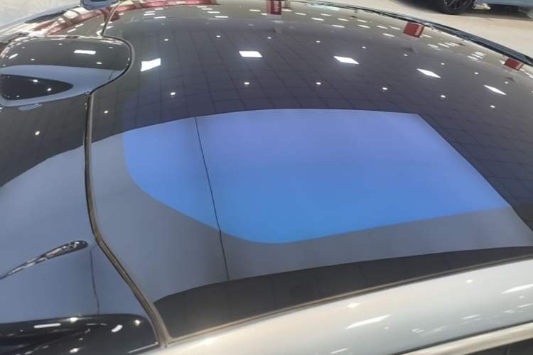 Used Nio ET5 2022 75 kWh Roof