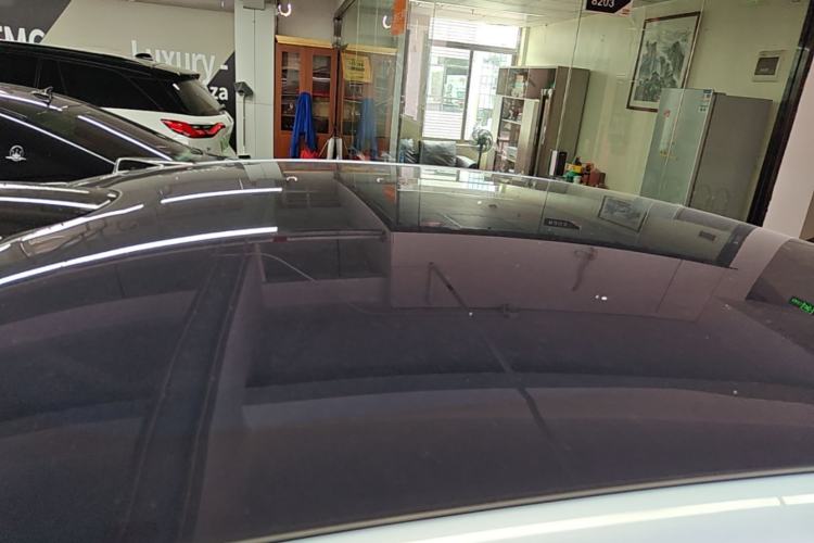 Used Nio ET5 2022 75 kWh Roof