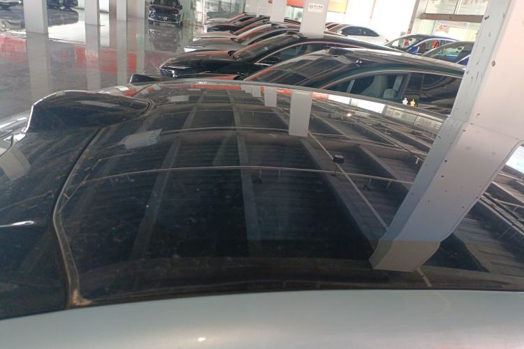 Used Nio ET5 2022 75 kWh Roof