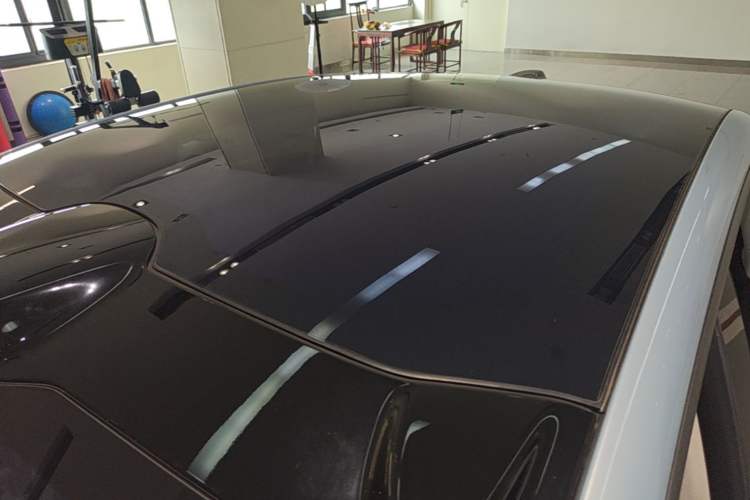 Used Nio ET5 2022 75 kWh Roof