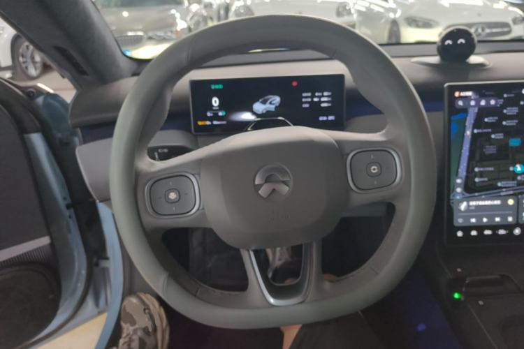 Used Nio ET5 2022 75 kWh Steering Wheel