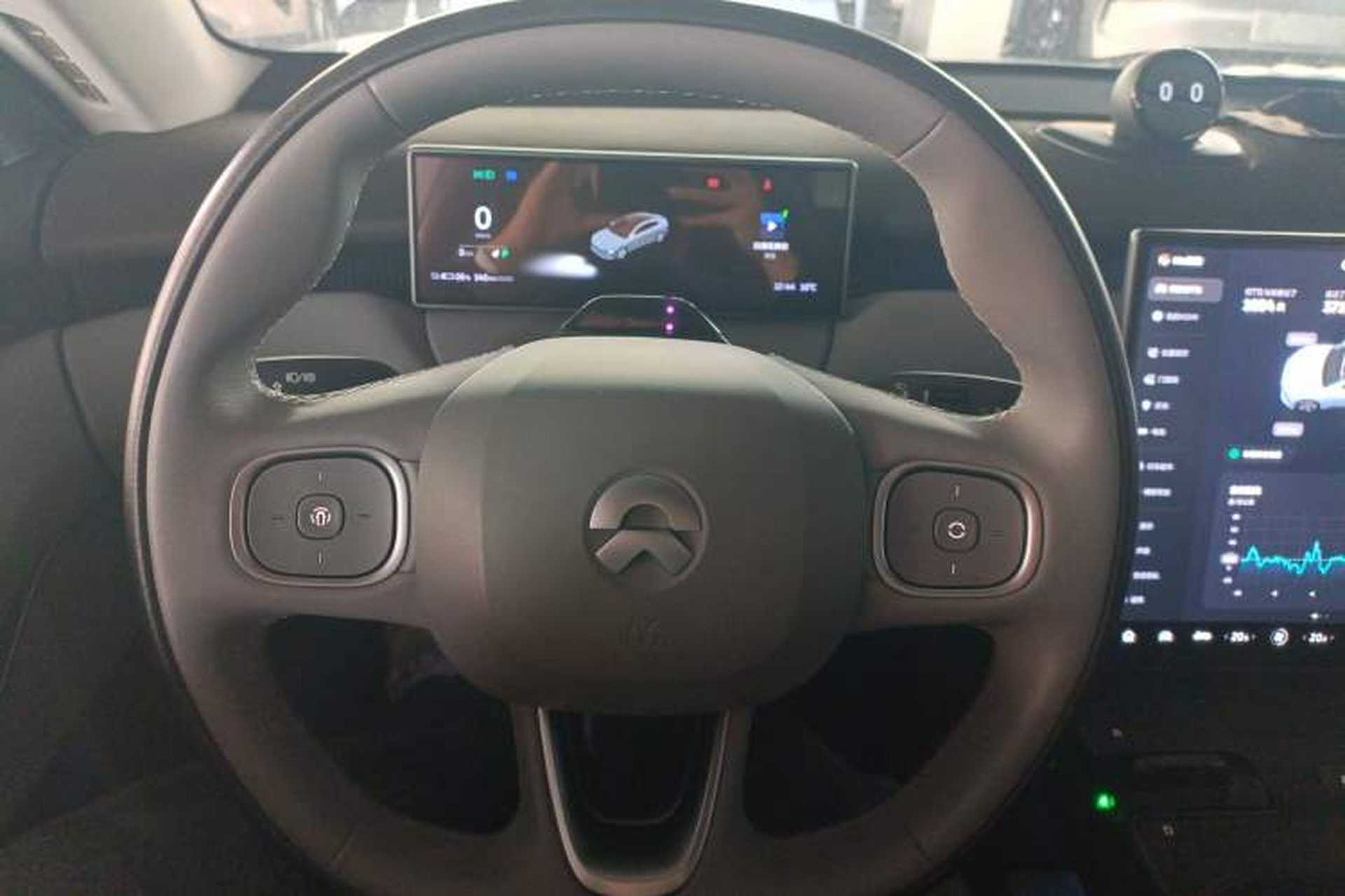 Used Nio ET5 2022 75 kWh Steering Wheel