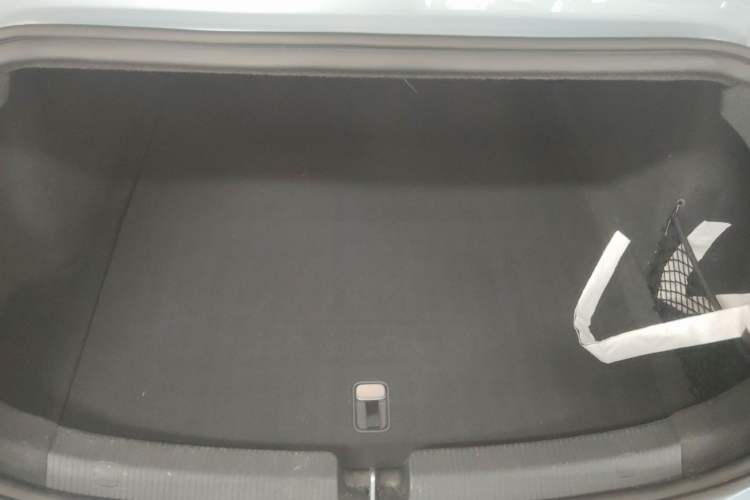 Used Nio ET5 2022 75 kWh Trunk