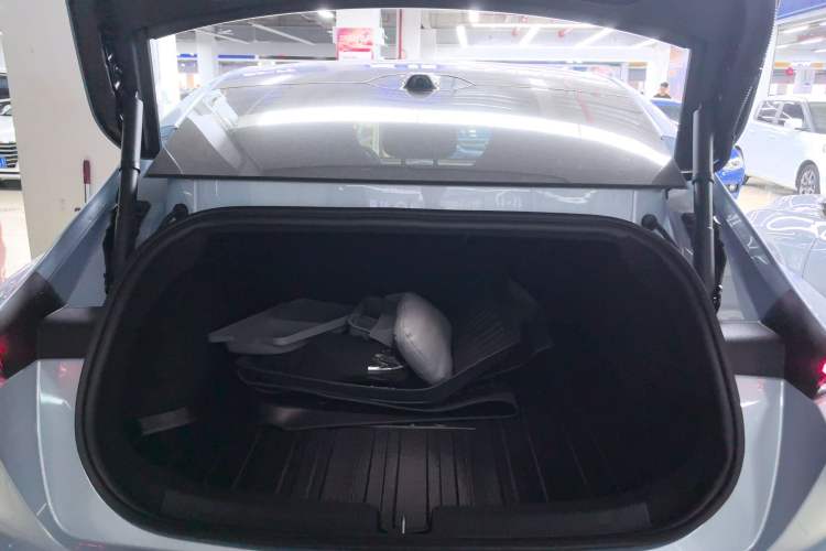 Used Nio ET5 2022 75 kWh Trunk