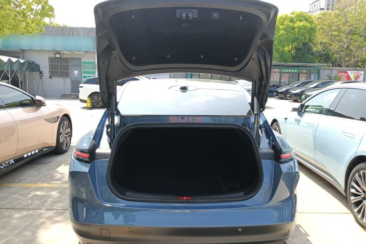 Used Nio ET5 2022 75 kWh Trunk