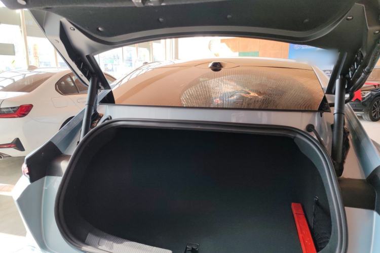 Used Nio ET5 2022 75 kWh Trunk