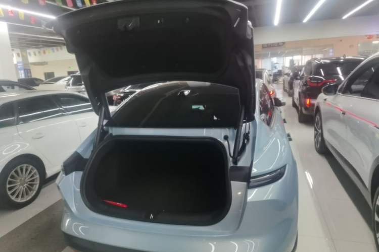 Used Nio ET5 2022 75 kWh Trunk