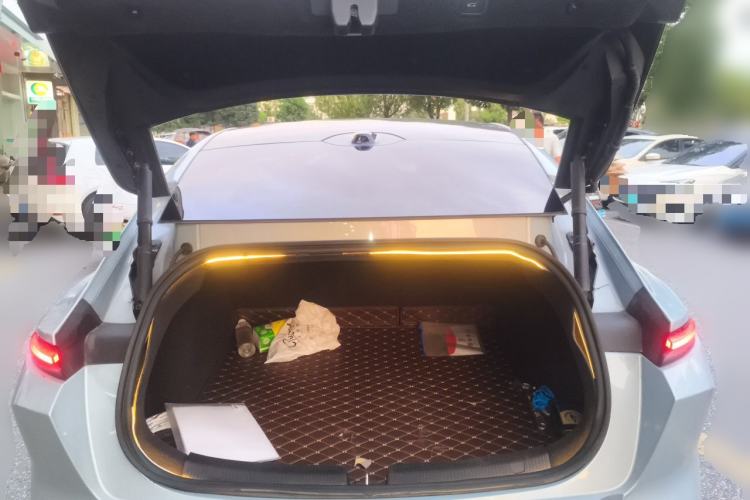 Used Nio ET5 2022 75 kWh Trunk