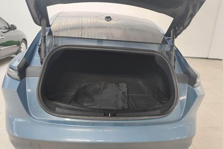 Used Nio ET5 2022 75 kWh Trunk