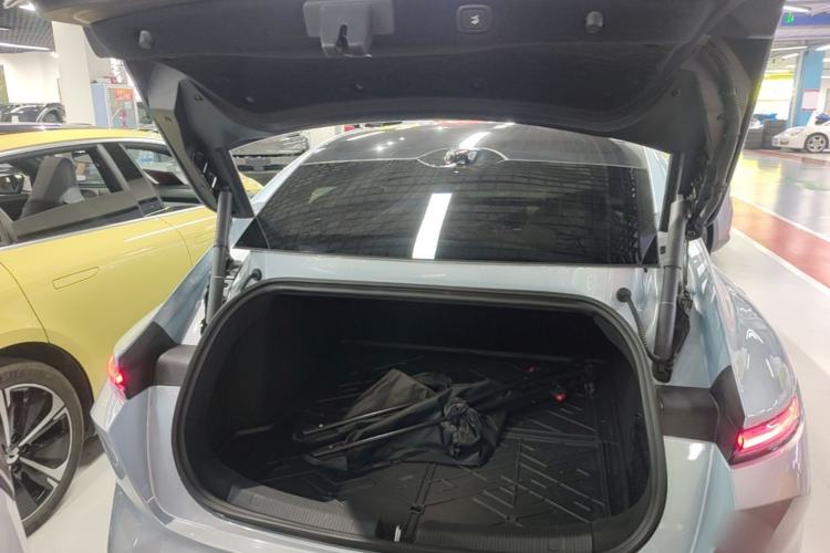 Used Nio ET5 2022 75 kWh Trunk