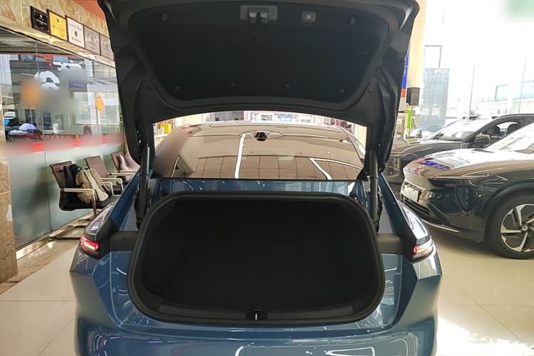 Used Nio ET5 2022 75 kWh Trunk