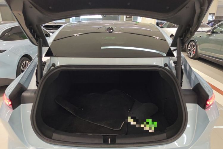 Used Nio ET5 2022 75 kWh Trunk