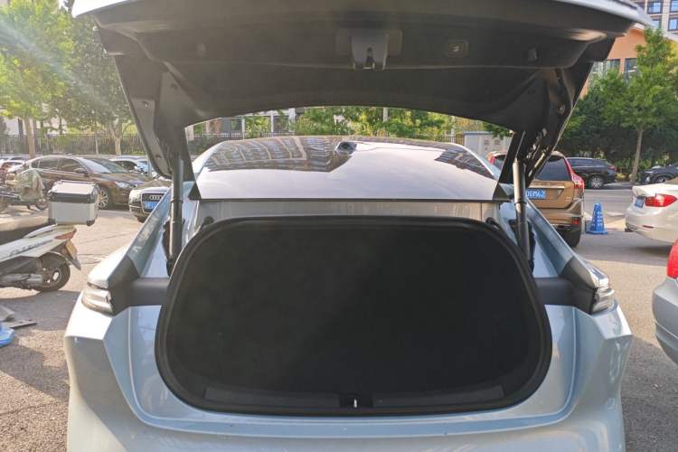 Used Nio ET5 2022 75 kWh Trunk