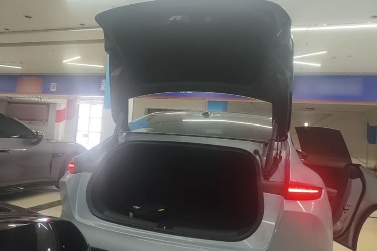 Used Nio ET5 2022 75 kWh Trunk