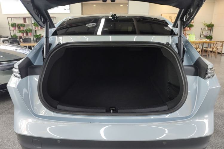 Used Nio ET5 2022 75 kWh Trunk