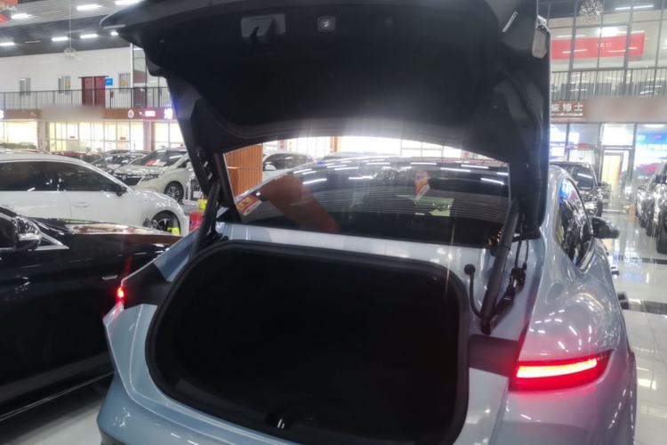 Used Nio ET5 2022 75 kWh Trunk