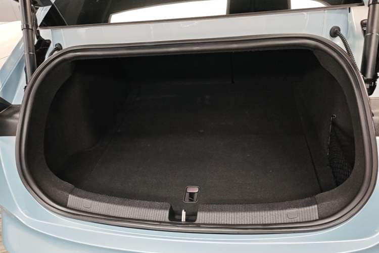 Used Nio ET5 2022 75 kWh Trunk