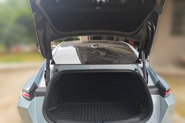 Used Nio ET5 2022 75 kWh Trunk