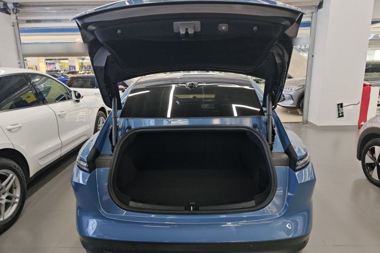 Used Nio ET5 2022 75 kWh Trunk