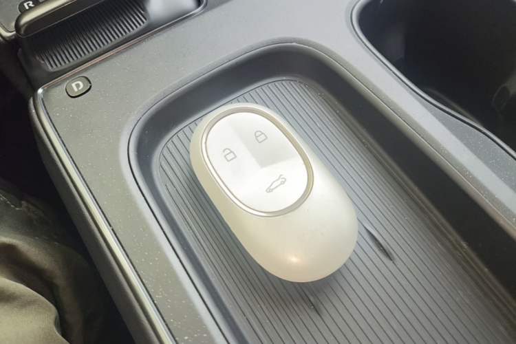 Used Nio ET5 2022 75 kWh Vehicle Key