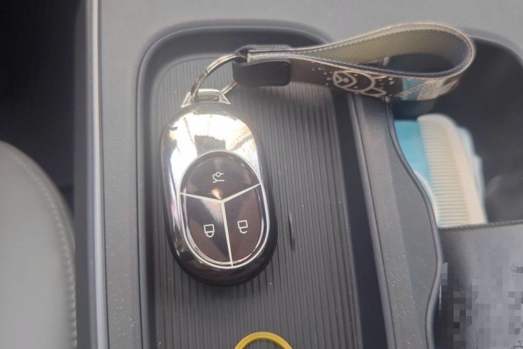Used Nio ET5 2022 75 kWh Vehicle Key
