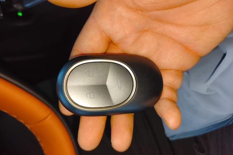 Used Nio ET5 2022 75 kWh Vehicle Key