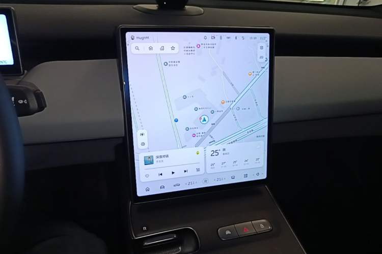 Used Nio ET5 2022 75 kWh Audio And AC Panel