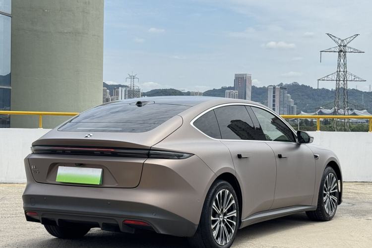 Used Nio ET5 2022 75 kWh Exterior 7