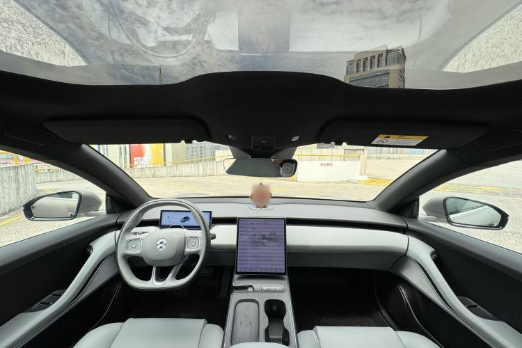 Used Nio ET5 2022 75 kWh Interior 6