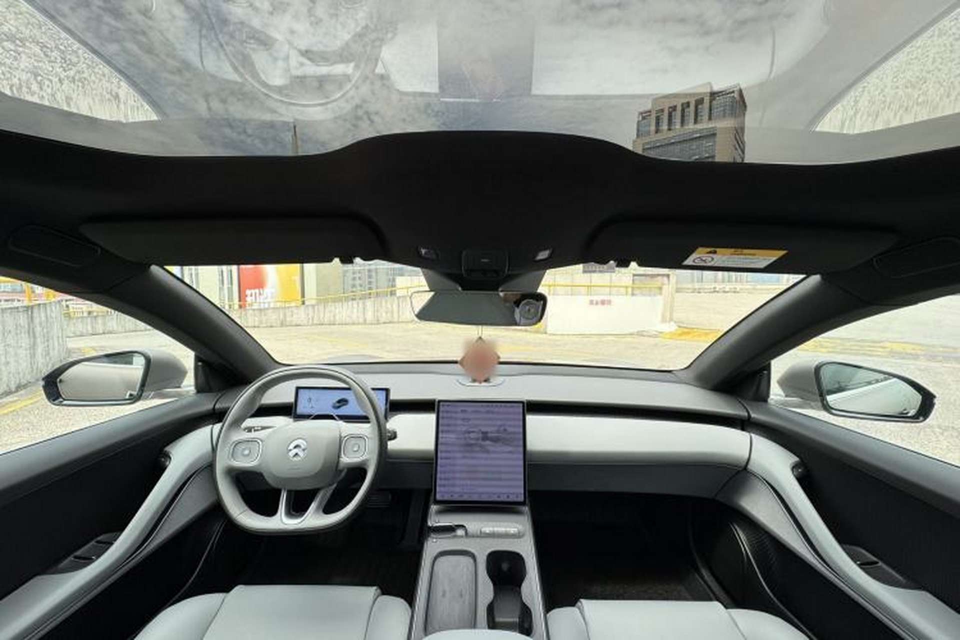 Used Nio ET5 2022 75 kWh Interior 6
