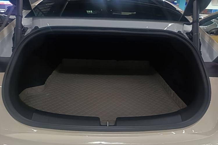 Used Nio ET5 2022 75 kWh Trunk