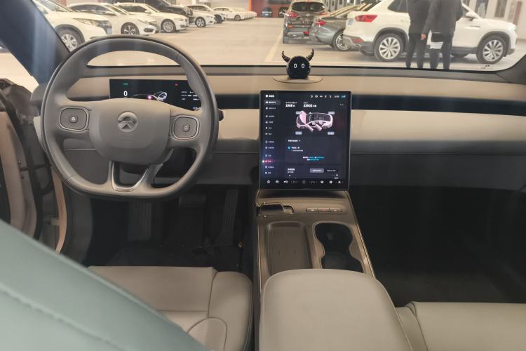 Used Nio ET5 2022 75 kWh Center Console