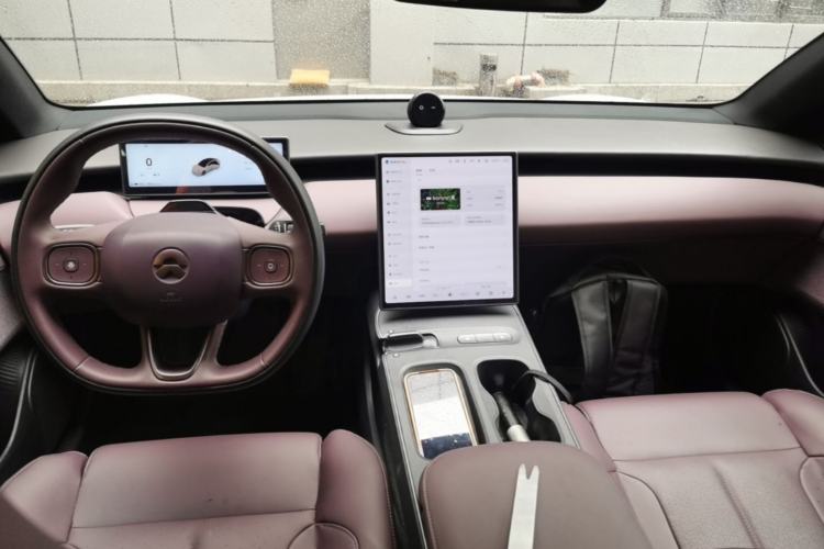 Used Nio ET5 2022 75 kWh Center Console