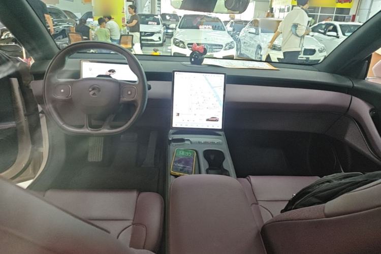 Used Nio ET5 2022 75 kWh Center Console