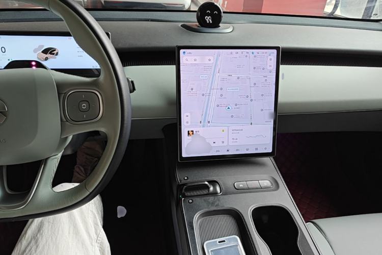 Used Nio ET5 2022 75 kWh Center Console