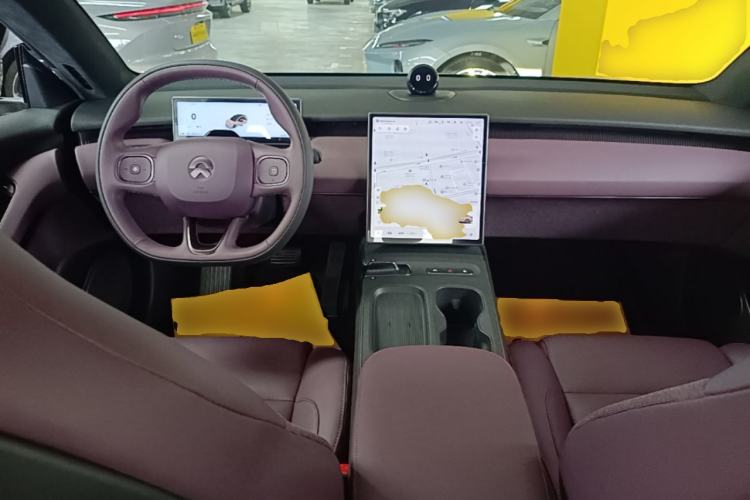 Used Nio ET5 2022 100 kWh Center Console