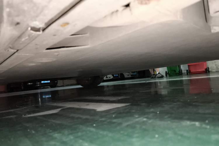 Used Nio ET5 2022 75 kWh Chassis Front Right