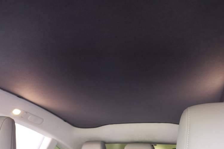 Used Nio ET5 2022 75 kWh Headliner