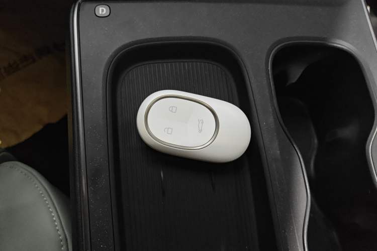 Used Nio ET5 2022 75 kWh Interior 1