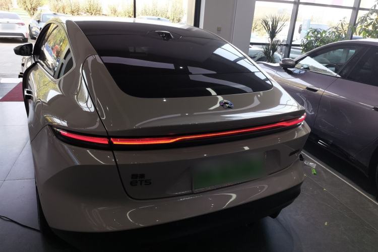 Used Nio ET5 2022 75 kWh Rear