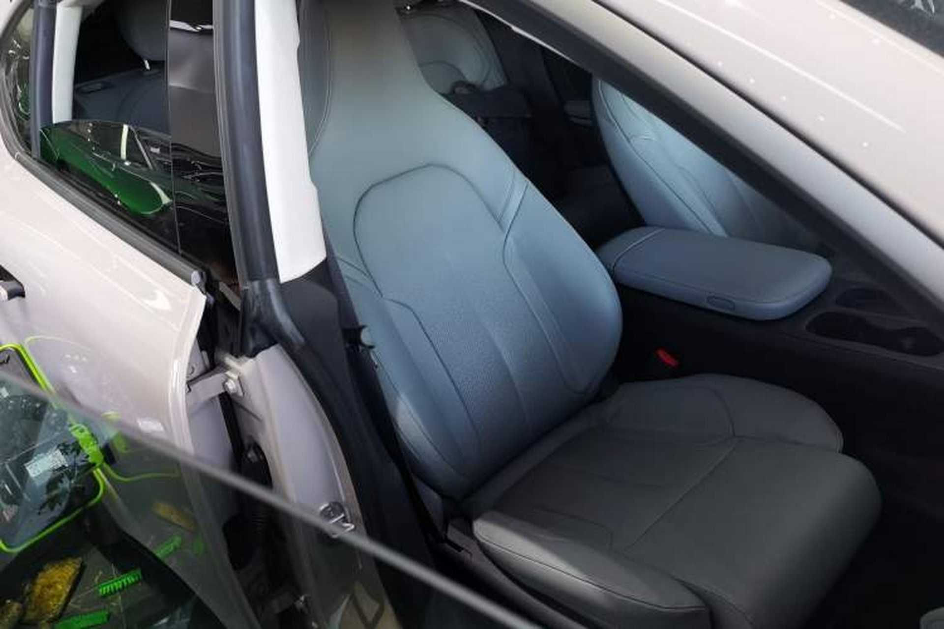 Used Nio ET5 2022 75 kWh Right Front Seat