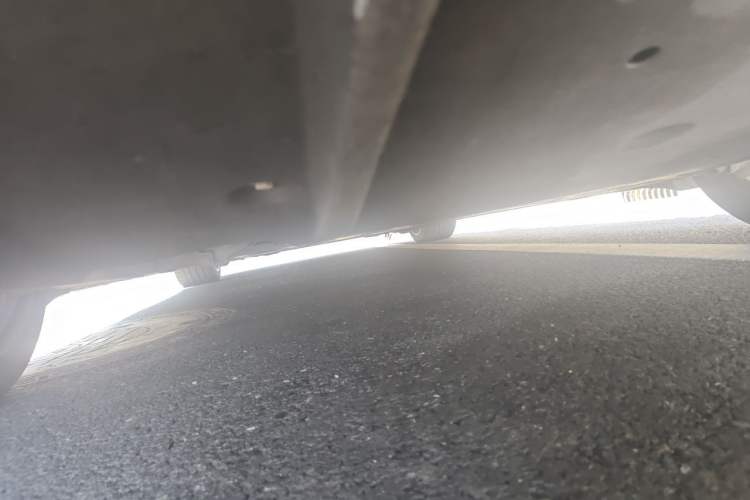 Used Nio ET5 2022 75 kWh Chassis Front Right