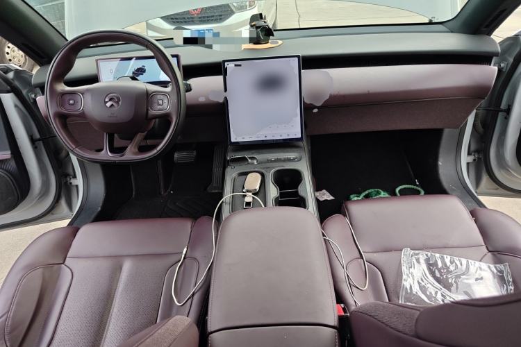 Used Nio ET5 2022 75 kWh Center Console