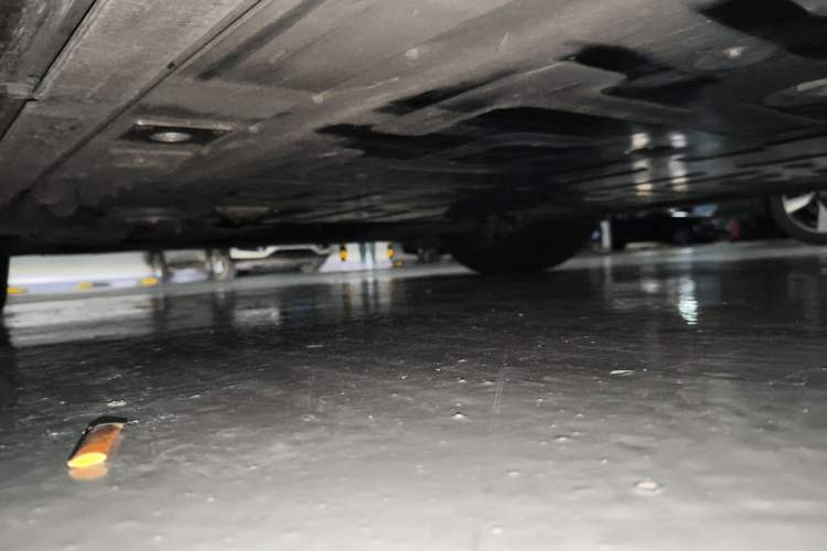 Used Nio ET5 2022 75 kWh Chassis Front Left