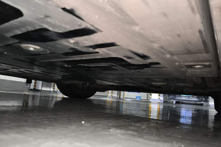 Used Nio ET5 2022 75 kWh Chassis Front Right
